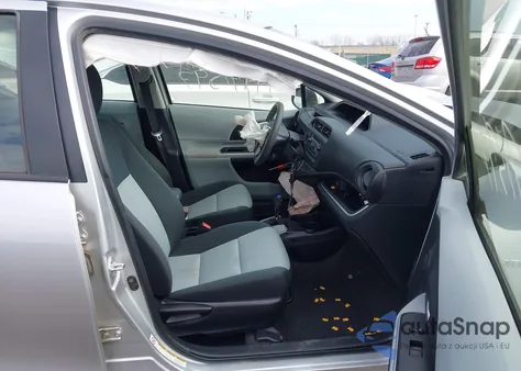 2014 Toyota Prius C z USA, uszkodzony, nr VIN JTDKDTB3XE1063419